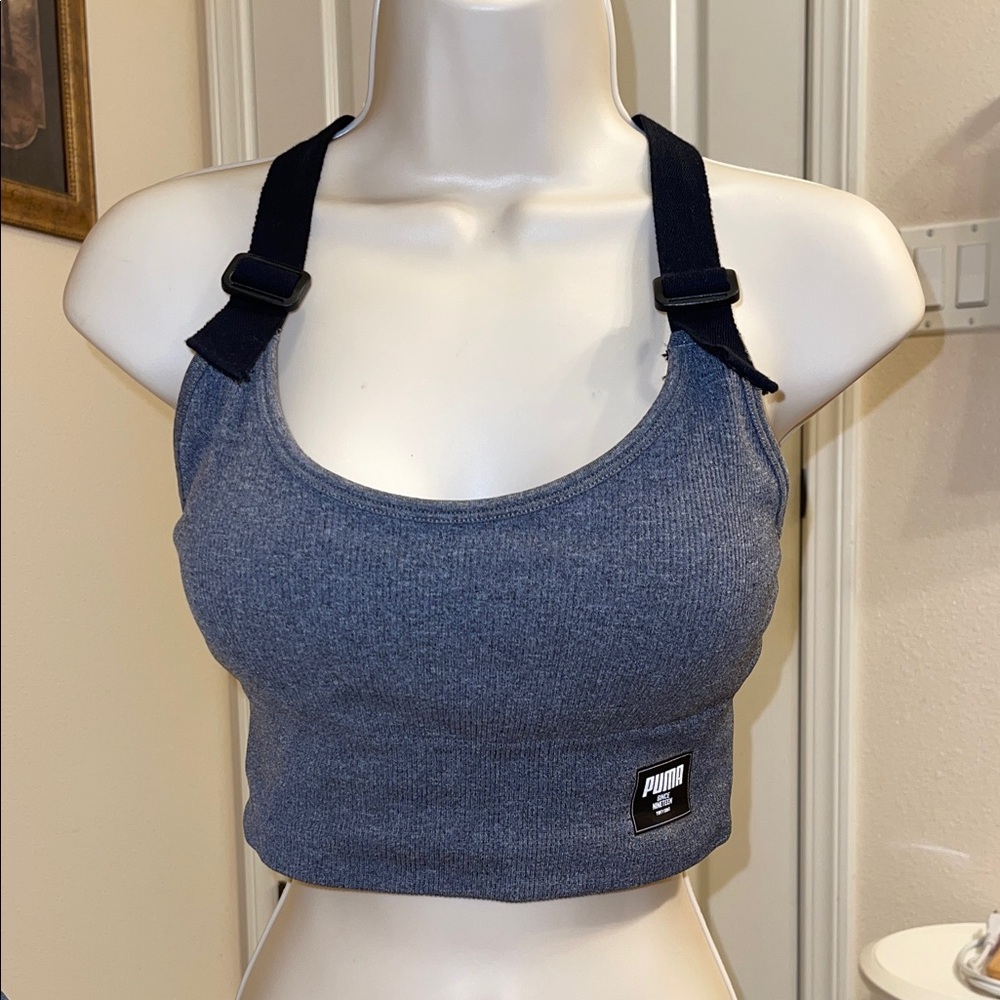 ✨Puma Women’s Adjustable Sports Bra - NWOT✨